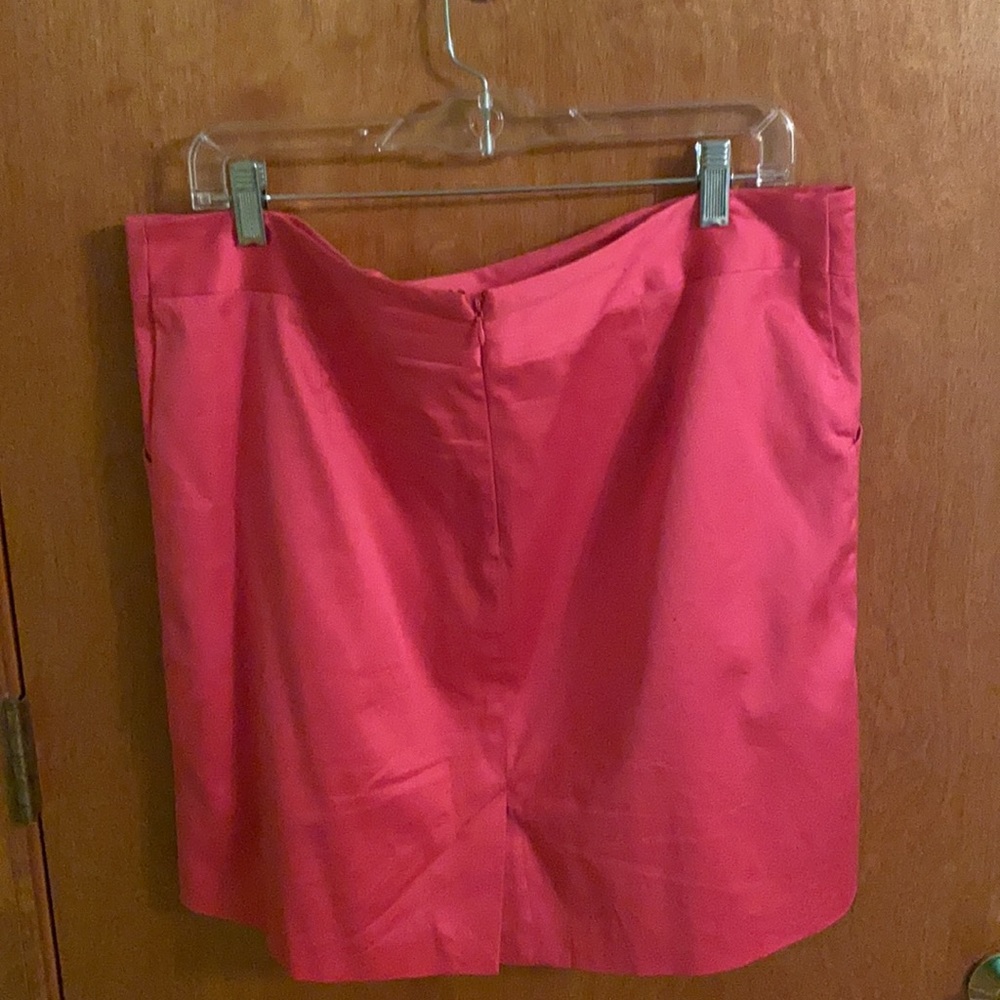 Hot pink mini skirt - Picture 4 of 5